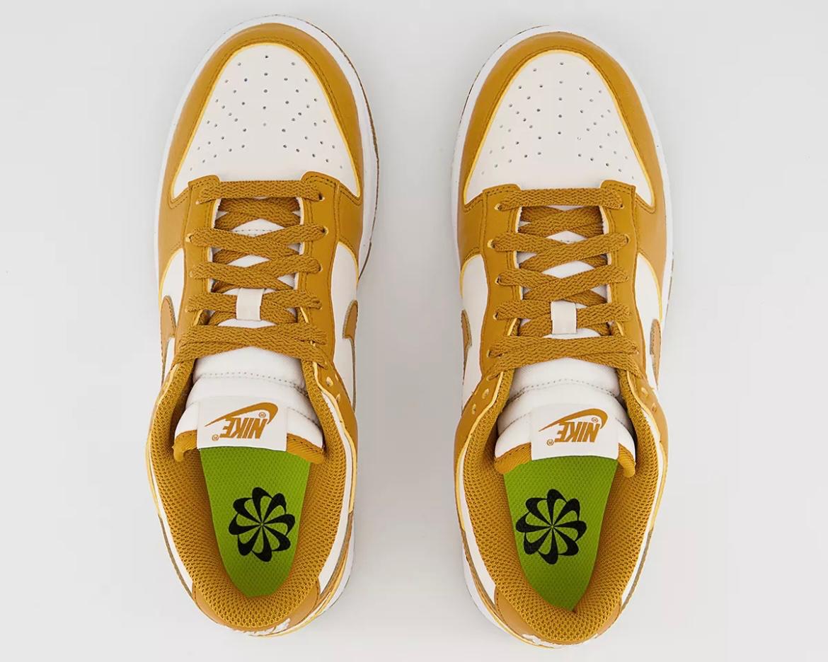 NIKE DUNK LOW MUSTARD - Image 3