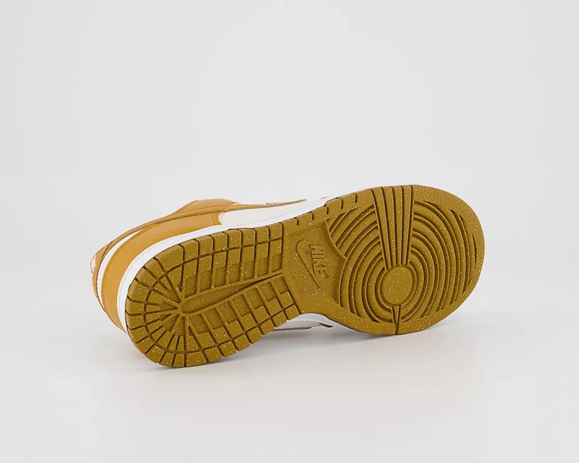 NIKE DUNK LOW MUSTARD - Image 4