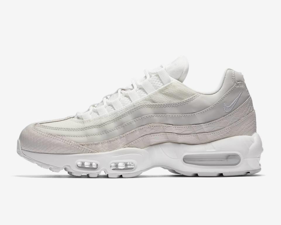 NIKE AIR MAX 95S TRIPLE WHITE
